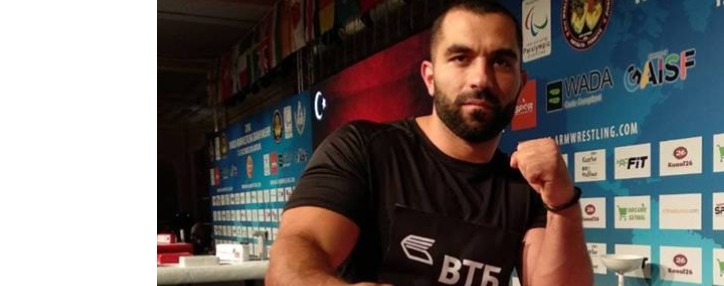 Банк ВТБ (Армения) оказал финансовое содействие армянскому чемпиону по армрестлингу