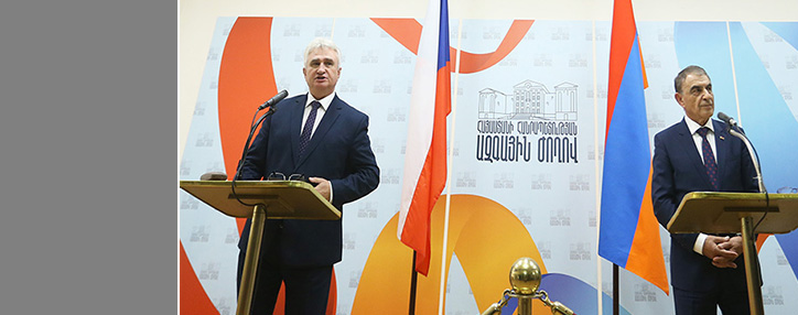 Председатель Сената Чехии опроверг слухи о продаже вооружения Азербайджану Председатель Сената Чехии опроверг слухи о продаже вооружения Азербайджану