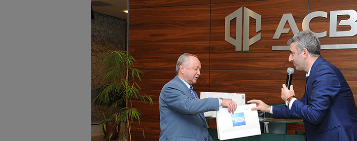 ԱԿԲԱ-ԿՐԵԴԻՏ ԱԳՐԻԿՈԼ ԲԱՆԿՆ ամփոփել է American Express–ի քարտատերերի համար iPhone 7–ի խաղարկության արդյունքները