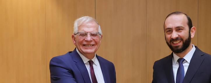 Мирзоян обсудил с Верховным представителем ЕС полномочия гражданской миссии Евросоюза