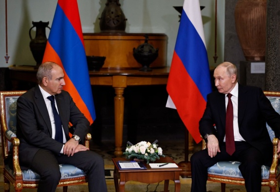 Փաշինյանն աշխատանքային այցով մեկնում է ՌԴ, կհանդիպի Պուտինի հետ