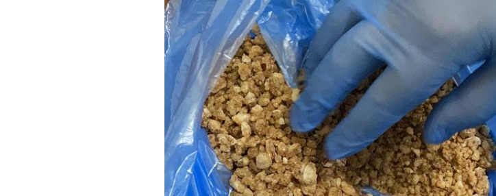 ՊԵԿ-ը հայտնաբերել է «Մեֆեդրոն» և «α-PVP» տեսակի թմրամիջոցներ. հայտնաբերվել է նաև շուրջ 475 գրամ տարբեր տեսակի թմրամիջոցների պարունակությամբ 15 փաթեթ (ՎԻԴԵՈ)`