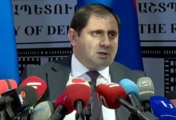 Բանակում մահերի համար ՊՆ-ին մեղադրելը նորություն է Հայաստանում. Սուրեն Պապիկյան