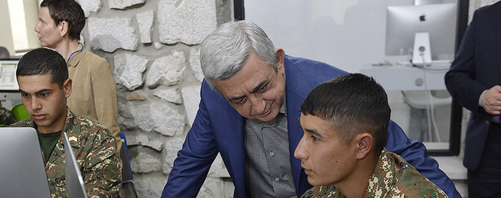 Президент Армении присутствовал на официальном старте проекта "Тумо-армия" в Арцахе