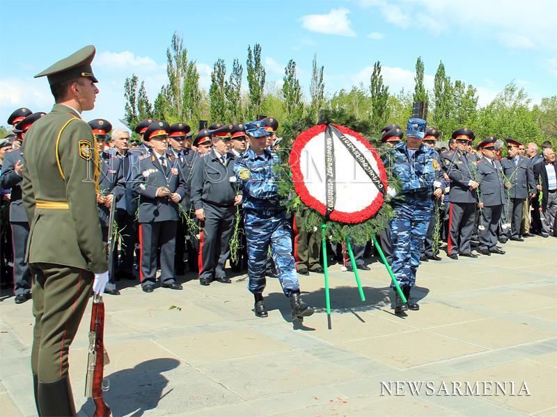 Армянский народ вспоминает жертв Геноцида в Османской империи-17