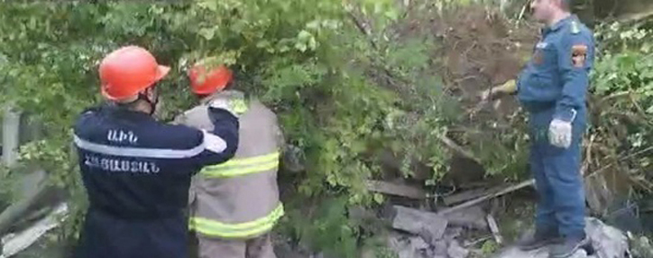 Սողանք Կապանում. բնակելի շենք է փլուզվել