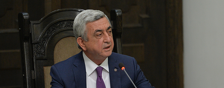 Президент Армении направил соболезнования в связи с терактом в Барселоне