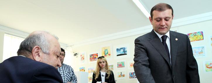 Yerevan mayor votes for stability