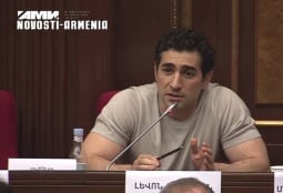 «Отключите микрофон господина Кочаряна»: ситуация в парламенте обострилась (ВИДЕО)