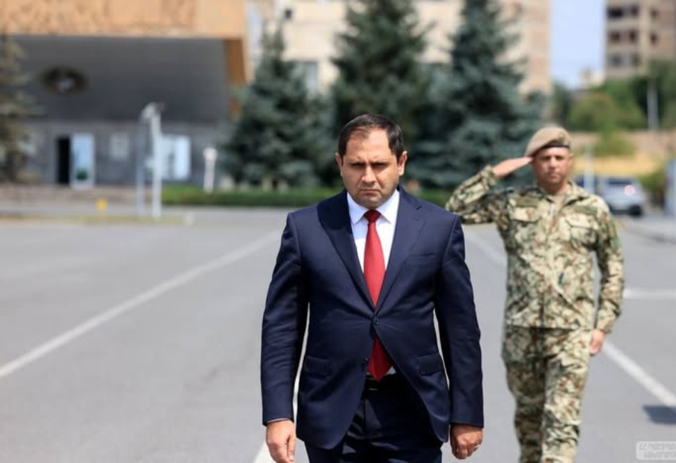 Պապիկյանն աշխատանքային այցով մեկնել է Չինաստան. ՊՆ