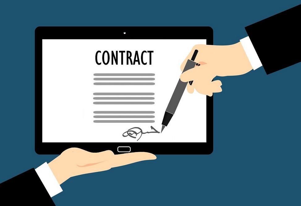 Աշխատանքային պայմանագրերի համար էլեկտրոնային ստորագրության պարտադիր պահանջը կհետաձգվի. ԱԺ-ն ընդունեց նախագիծը