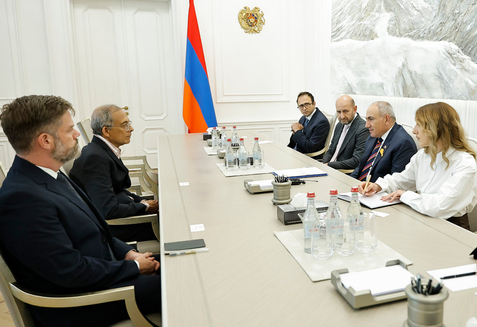 Տնտեսագիտության Նոբելյան մրցանակակիր Բաներջին առաջարկել է օգնել ՀՀ-ին՝ առաջ մղելու տնտեսական բարեփոխումները 