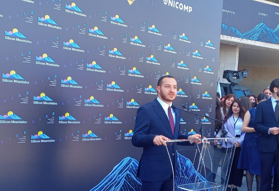 Мхитар Айрапетян