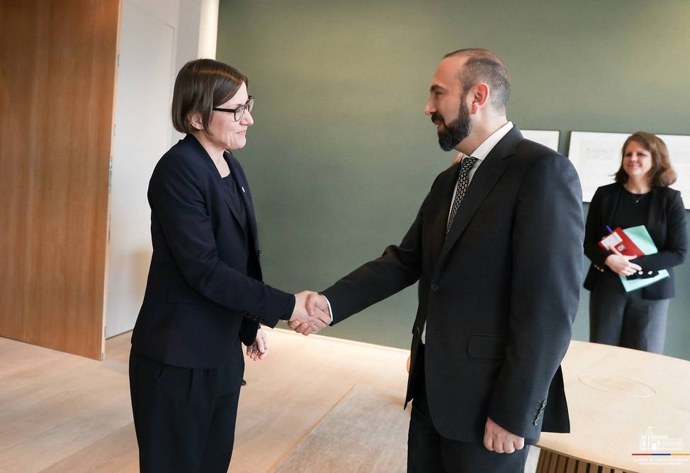 Armenian Foreign Minister presents to ICRC Head situation with fake trial of Armenians in Azerbaijan Armenian Foreign Minister presents to ICRC Head situation with fake trial of Armenians in Azerbaijan