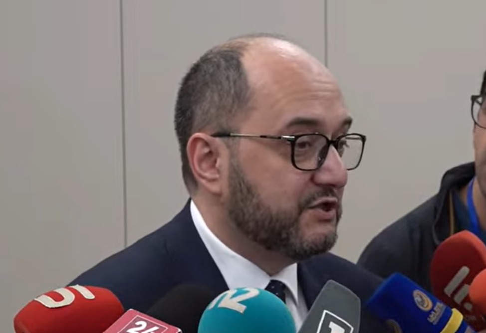 Глава аппарата премьера Армении заявил об интенсивных контактах с Азербайджаном и назвал направления Глава аппарата премьера Армении заявил об интенсивных контактах с Азербайджаном и назвал направления