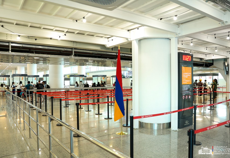 Автоматизированные системы e-gate внедрят на пограничных КПП Армении