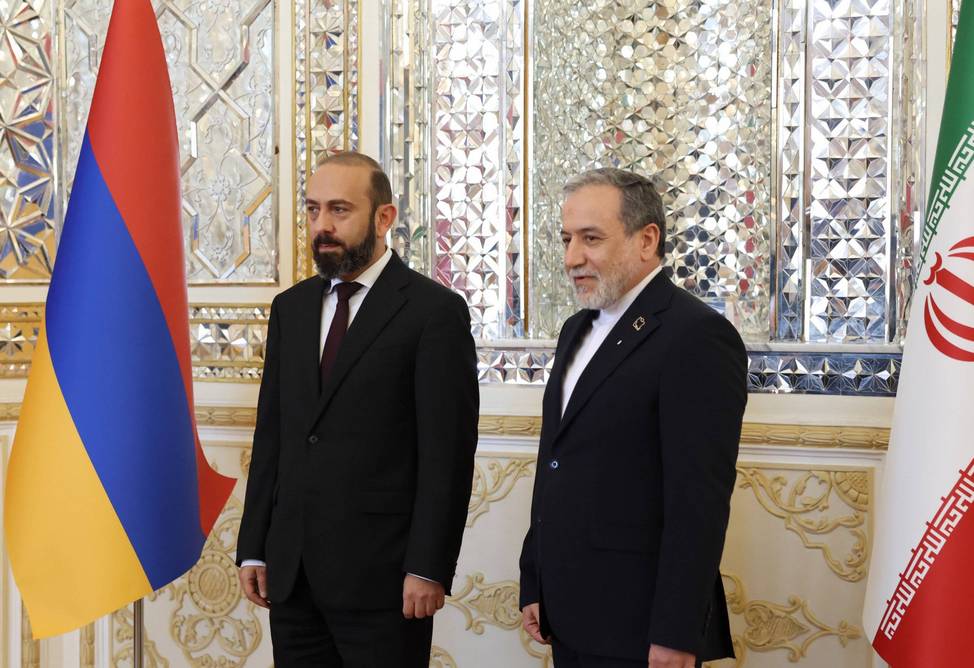 Mirzoyan and Araghchi Discuss "Crossroads of Peace," TRIPP, Construction of Second Border Bridge, and Completion of Third Power Transmission Line