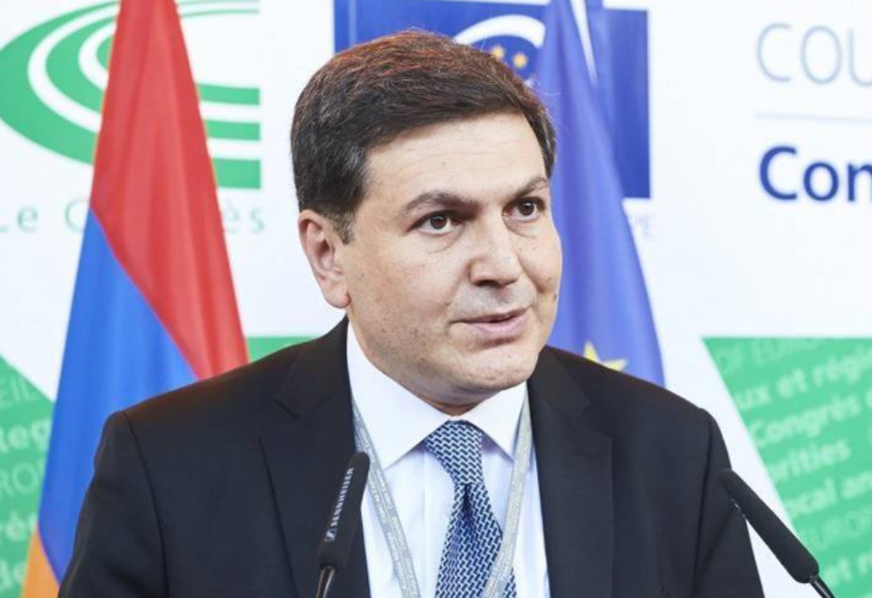Փաշինյանի որոշմամբ, Պարույր Հովհաննիսյանն ազատվել է ՀՀ արտաքին գործերի նախարարի տեղակալի պաշտոնից Փաշինյանի որոշմամբ, Պարույր Հովհաննիսյանն ազատվել է ՀՀ արտաքին գործերի նախարարի տեղակալի պաշտոնից