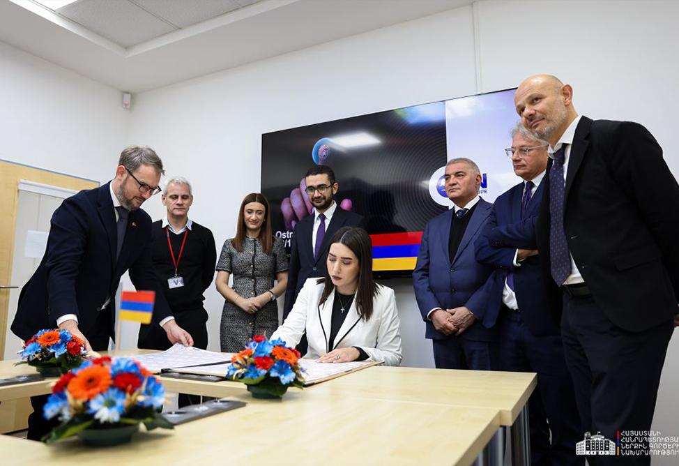 В Чехии стартовало производство бланков для армянских биометрических ID-карт