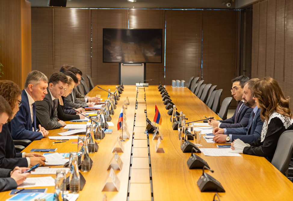 Armenia and Russia discuss expansion of trade and economic cooperation Armenia and Russia discuss expansion of trade and economic cooperation