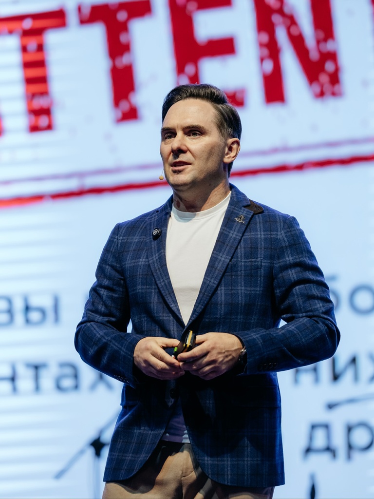 Америабанк, Евгений Котов Америабанк, Евгений Котов