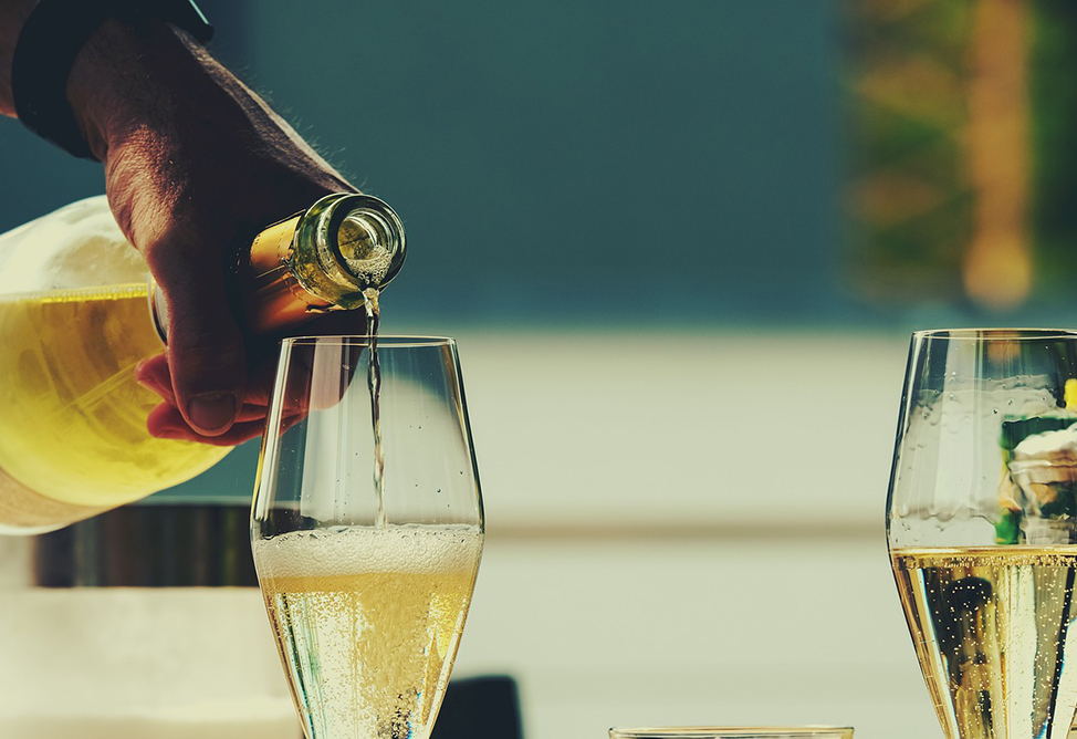  Алкоголь в магазинах России может подорожать на 17%