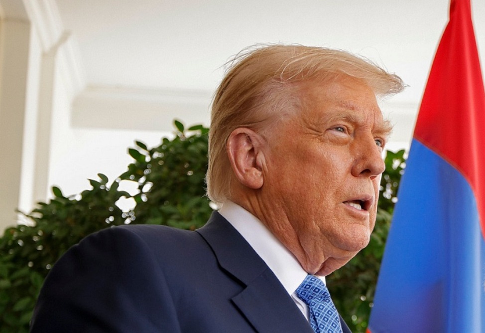 Трамп намерен прекратить иммиграцию в США из стран третьего мира и лишить льгот неграждан