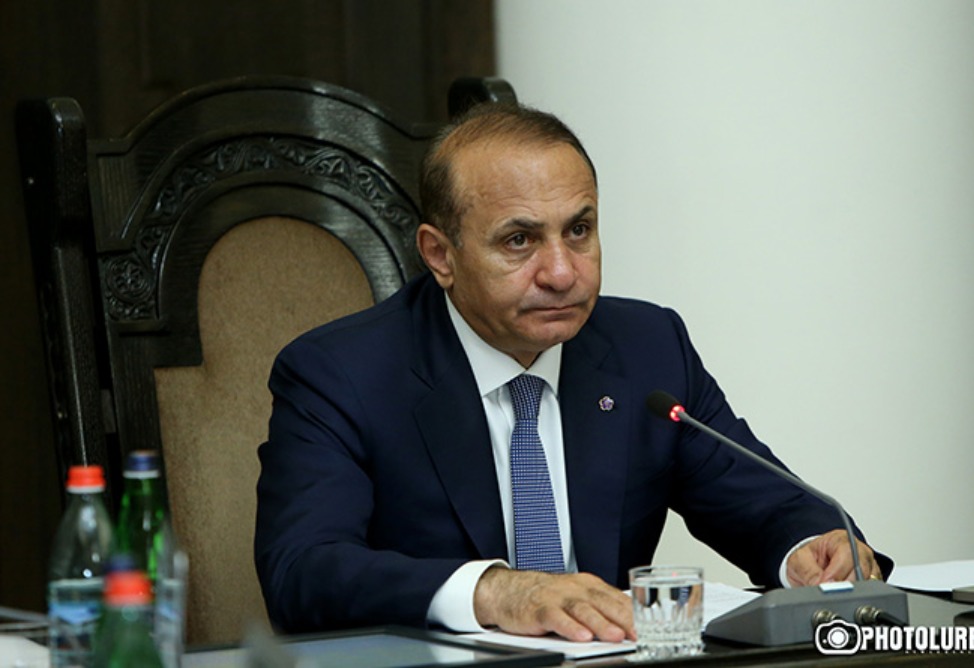 Former Prime Minister, ex-Speaker of Parliament Hovik Abrahamyan Detained in Armenia