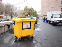 В Ереване устанавливают оцифрованные мусорные контейнеры 