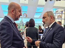 Pashinyan has informal meetings with Michel, Stoltenberg and international partners  