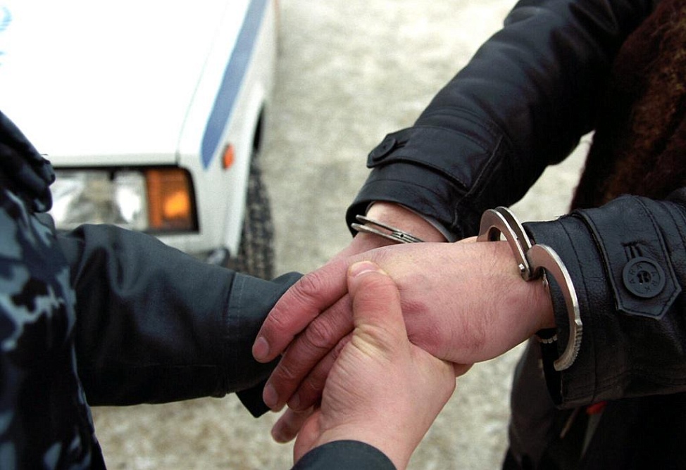 Law-enforcement bodies detain man on suspicion of buying voters Law-enforcement bodies detain man on suspicion of buying voters