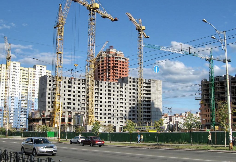 Объём строительства в Армении за январь-июль вырос на 0,4%, до 170,8 млрд. драмов Объём строительства в Армении за январь-июль вырос на 0,4%, до 170,8 млрд. драмов