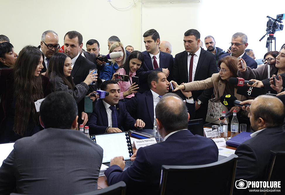 КРОУ, ЭСА, скандал КРОУ, ЭСА, скандал